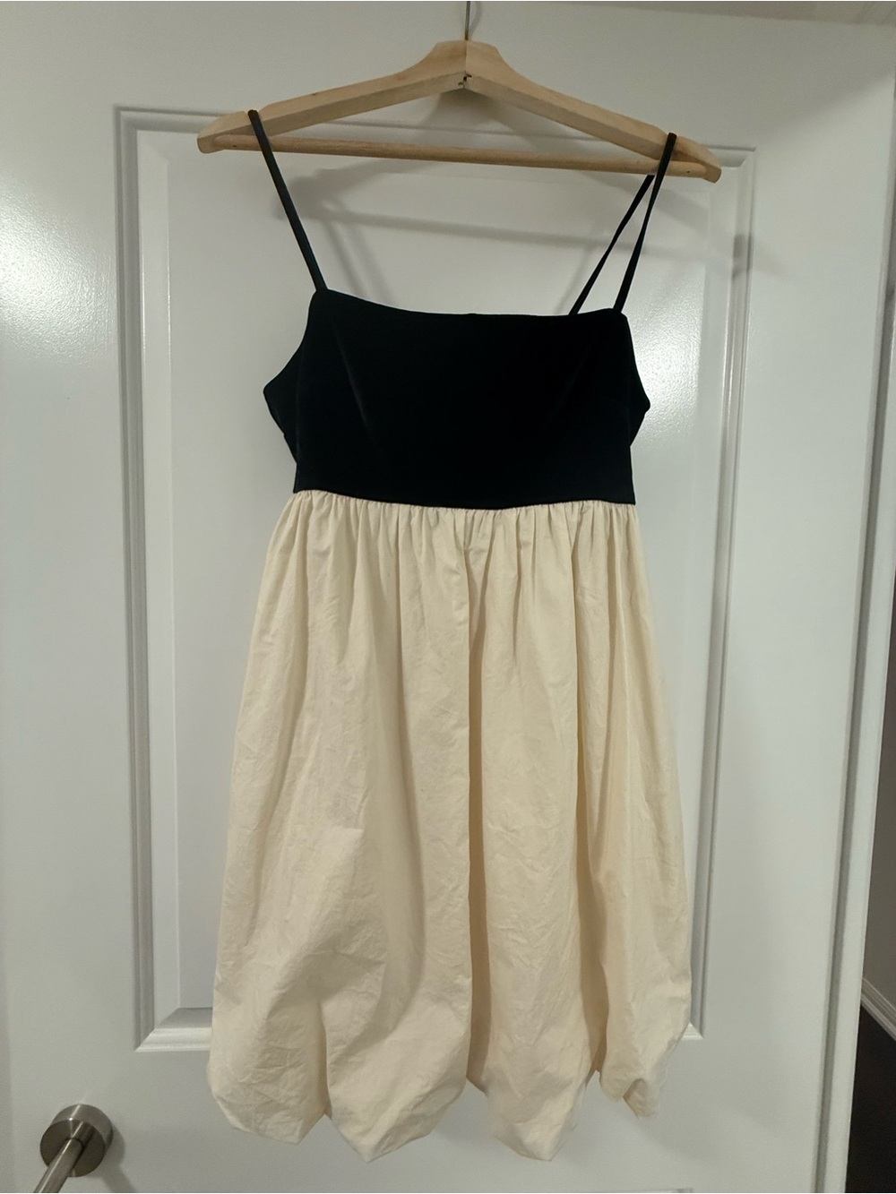Black and Cream Spaghetti-Strap Bubble Dress